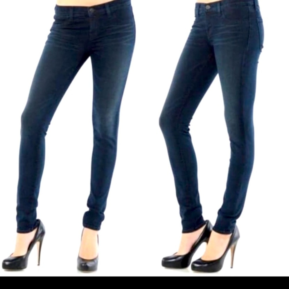 J Brand Skinny Jeans in Vox